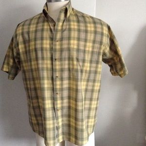PURITAIN PLAID GREEN AND YELLOW SHORT  SLEEVE SHIRT M